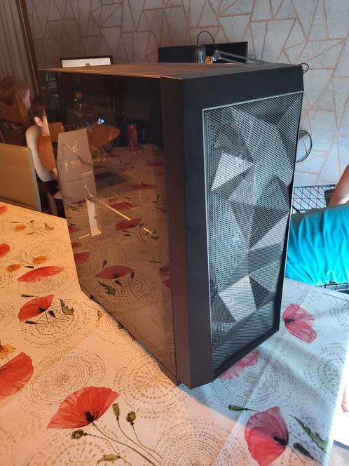 Xilence XG131 ATX Behuizing – Zwart, Computers en Software, Serverkasten, Zo goed als nieuw, Ophalen
