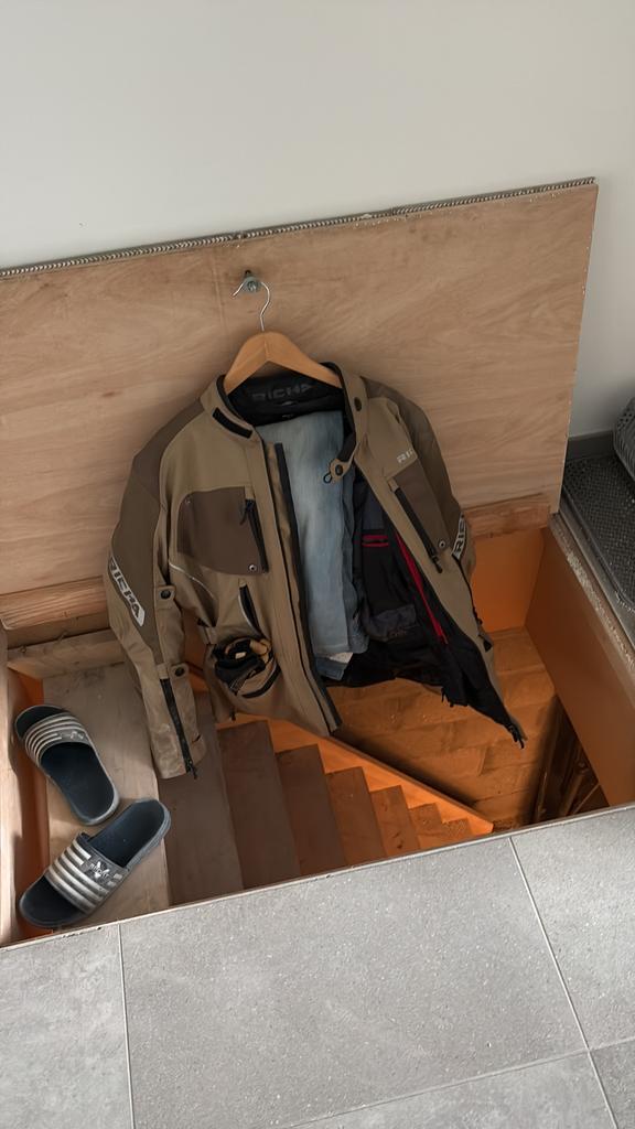 Richa Infinity 2 Adventure + jeans (D3O) – nieuwstaat (L), Motos, Vêtements | Vêtements de moto, Combinaison, Hommes, Neuf, sans ticket