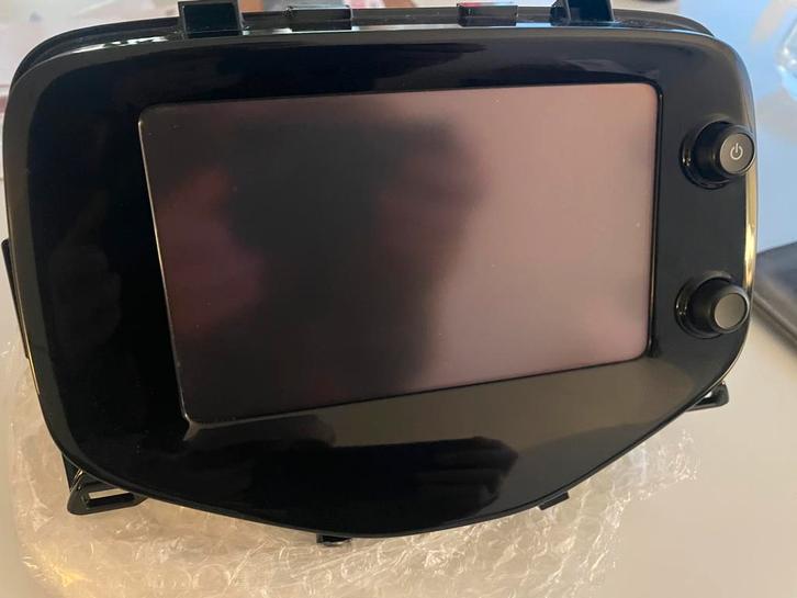 Bluetooth autoradio (Peugeot 108 / Toyota Aygo / Citroën C1), Auto-onderdelen, Elektronica en Kabels, Citroën, Peugeot, Toyota