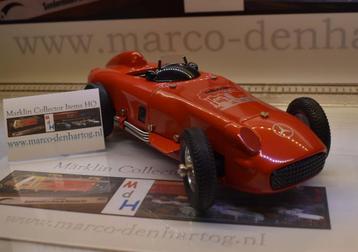 Märklin 11021 Mercedes-Benz W196 Raceauto Metallbaukasten beschikbaar voor biedingen
