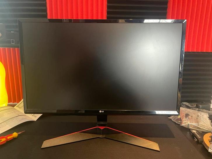 Ecran LG 24 Pouces, 75Hz, Informatique & Logiciels, Moniteurs, Comme neuf, DisplayPort, IPS, HD, Enlèvement