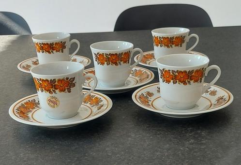 5 tasses et soucoupes vintage Jaeger & Co, Antiquités & Art, Antiquités | Services (vaisselle) pièces, Enlèvement ou Envoi