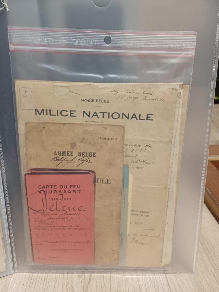 Wo1 belgisch leger groot lot, Verzamelen, Militaria | Algemeen, Ophalen of Verzenden