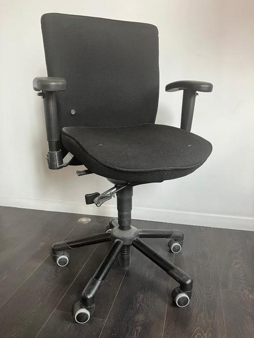 Bureaustoel Interstuhl A123, Maison & Meubles, Chaises de bureau, Utilisé, Chaise de bureau, Noir, Ergonomique, Enlèvement