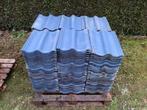 Gratis dakpannen (160), Doe-het-zelf en Bouw, Dakpannen en Dakbedekking, Ophalen, Steen of Klei, Blauw, Zo goed als nieuw