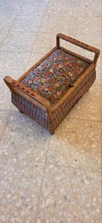 Naai of opbergmandje, Hobby en Vrije tijd, Naaimachines en Toebehoren, Ophalen, Zo goed als nieuw