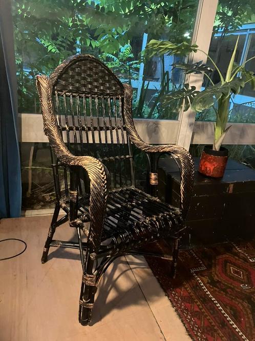 Twee vintage stoelen, Antiek en Kunst, Antiek | Meubels | Stoelen en Sofa's, Ophalen