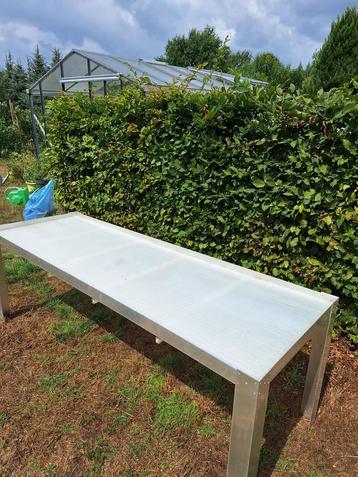 Aluminium kweektafel voor serre D70 x B215cm beschikbaar voor biedingen