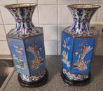 2 Zeshoekige Cloisonné vazen, Antiek en Kunst, Antiek | Vazen, Ophalen of Verzenden