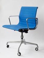 Eames EA117 bureaustoel door ICF, Huis en Inrichting, Blauw, Gebruikt, Bureaustoel, Ophalen