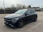 Mercedes-Benz GLA 200 AMG Line + 360 camera+ Head Up Display, Auto's, Euro 6, 4 cilinders, Zwart, 5 zetels