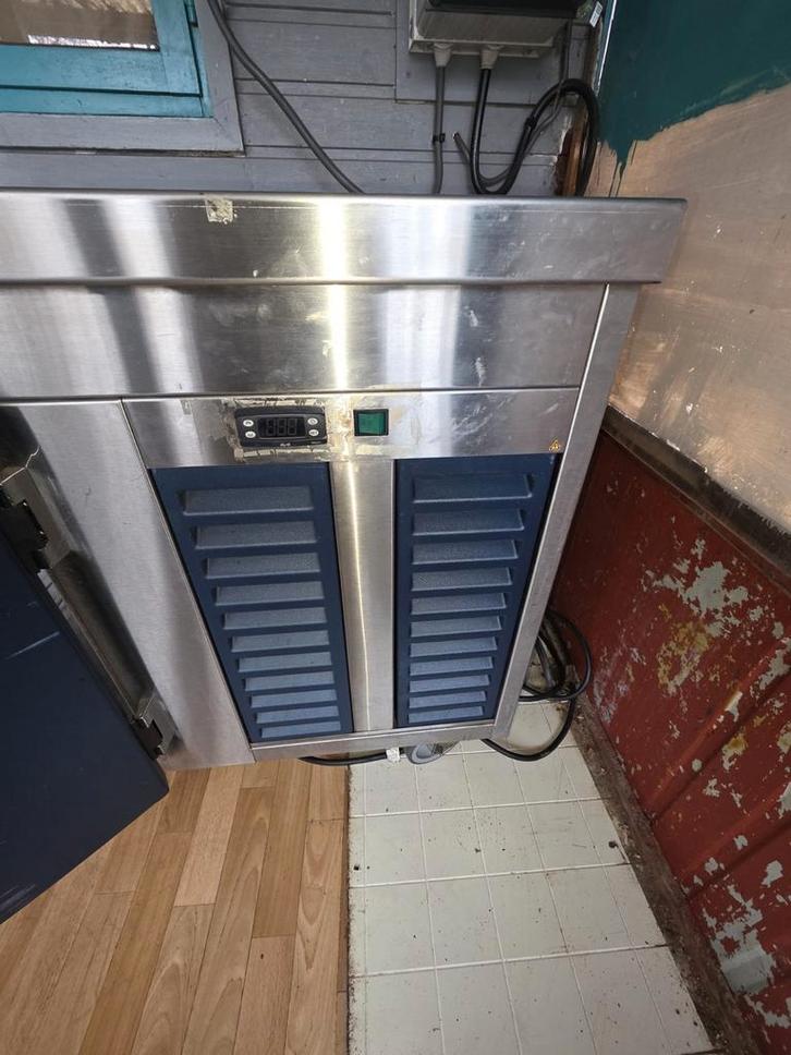 Frigo table frigo géré ensemble, Articles professionnels, Horeca | Équipement de cuisine, Enlèvement