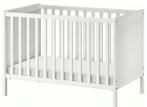 Babybedje wit met verstelbare bodem, Ophalen, Zo goed als nieuw