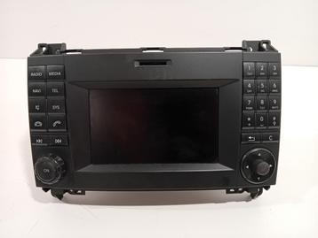 RADIO Mercedes-Benz Vito (447.6) (01-2014/-) (A4479006105) beschikbaar voor biedingen