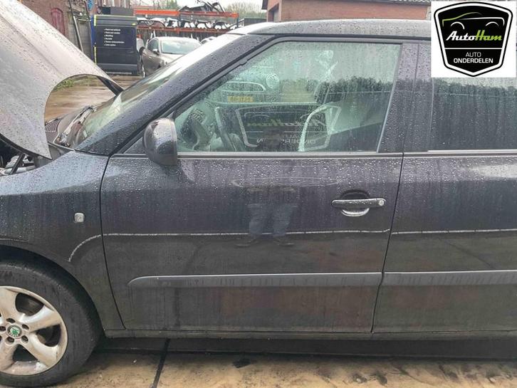 PORTIER LINKS VOOR Skoda Fabia II (5J) (|5J6831055|), Auto-onderdelen, Carrosserie, Deur, Skoda, Voor, Links, Gebruikt