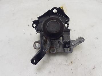 SUPPORT BOITE DE VITESSES Toyota Yaris Cross (PB1 / PJ1), Utilisé, Toyota