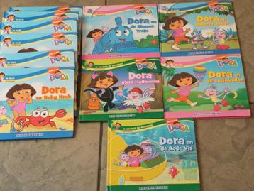 11 kinderboekjes van DORA restant winkelstok  20 euro ! beschikbaar voor biedingen