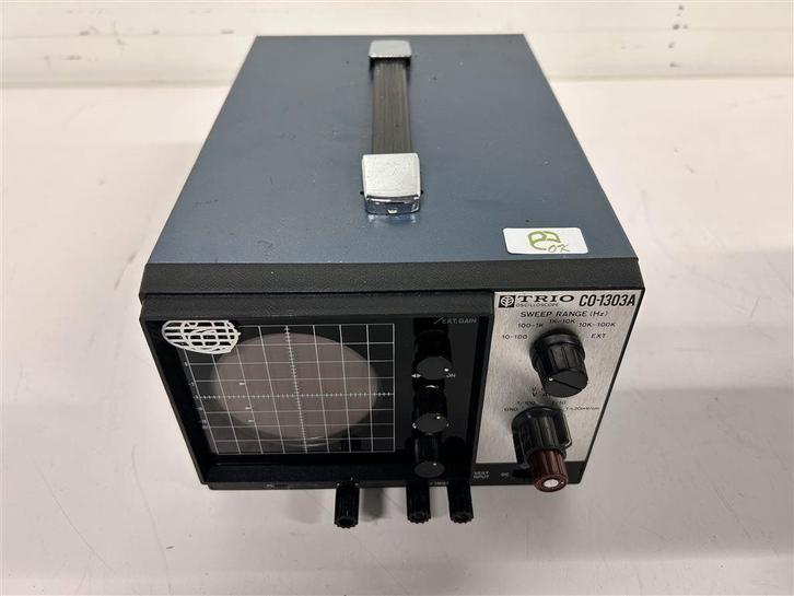 A7264. Trio Osciloscope CO-1303A, Bricolage & Construction, Instruments de mesure, Utilisé, Enlèvement ou Envoi