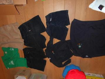 uniforme louveteau scout guide short sweat tshirt 5 à 15eurP beschikbaar voor biedingen
