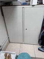 Voorraad kast, Huis en Inrichting, Kasten | Kleerkasten, Ophalen, Met plank(en), Gebruikt, 100 tot 150 cm