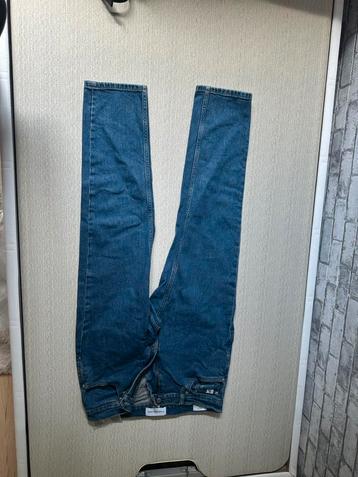Manne merk kledij, jeans, jogging, sweater, jas, tas goedkop beschikbaar voor biedingen