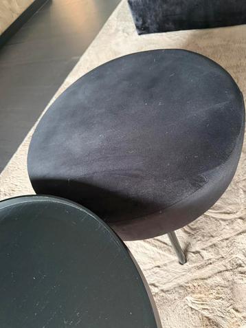 Houten zwarte salontafel met poef - set van 2 beschikbaar voor biedingen