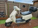 Knappe scooter Toscane GTS 50CC slechts 4725KM!, Fietsen en Brommers, Zo goed als nieuw, Benzine, Ophalen, Overige merken
