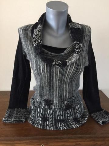 Pull noir et gris pour femme