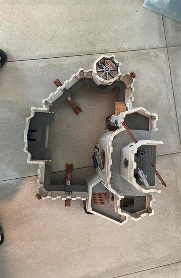 Grand château de Playmonil, Enlèvement, Utilisé, Ensemble complet
