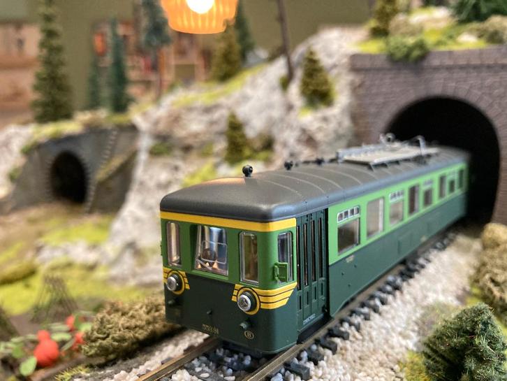 Piko Brossel 553.01 H0 DC, Hobby en Vrije tijd, Modeltreinen | H0, Zo goed als nieuw, Locomotief, Gelijkstroom, Piko, Ophalen of Verzenden