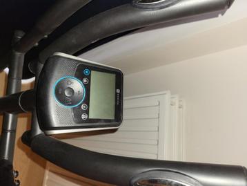 Crosstrainer essential + beschikbaar voor biedingen