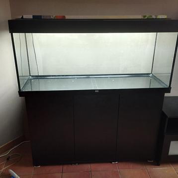 Mooie zwarte aquarium van Juwel + kast beschikbaar voor biedingen