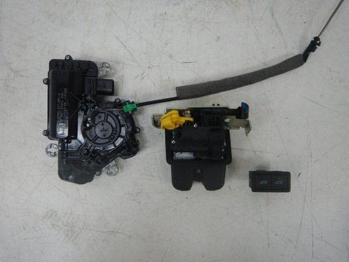 VW Passat B8 Achterklepslot+Sot+Knop 3G0827887A, Auto-onderdelen, Carrosserie, Volkswagen, Gebruikt, Ophalen of Verzenden