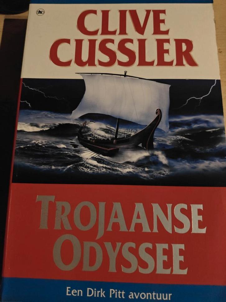 Clive Cussler - Trojaanse Odyssee, Livres, Thrillers, Comme neuf, Amérique, Enlèvement
