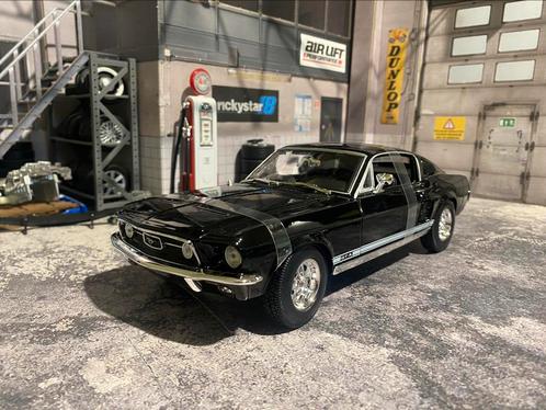 1:18 Ford Mustang GTA Fastback - neuve dans sa boîte, Hobby & Loisirs créatifs, Voitures miniatures | 1:18, Voiture, Maisto, Enlèvement ou Envoi