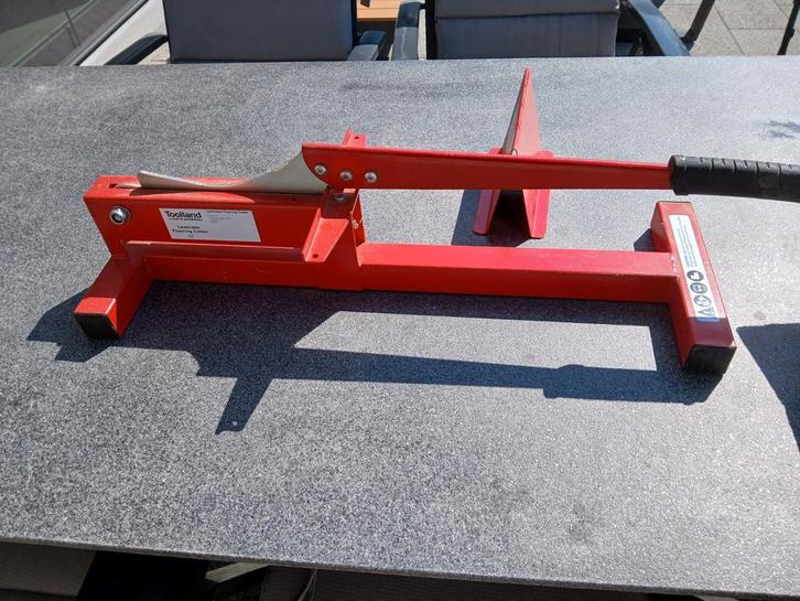 laminaatsnijder toolland, Doe-het-zelf en Bouw, Plinten en Afwerking, Zo goed als nieuw, Ophalen