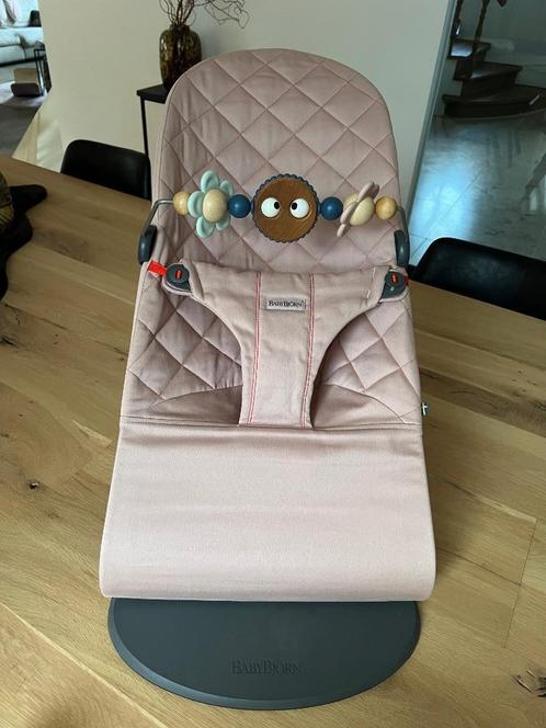 Baby Bjorn wipstoel roze, compleet, Kinderen en Baby's, Wipstoeltjes, Zo goed als nieuw, Wipstoel, Overige merken, Met gordel(s) of riempje(s)