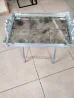 uniek Metalen tafeltje/butler.Binnenkant verweerde spiegels., Ophalen, Zo goed als nieuw