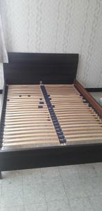 Bed 140x200cm, met of zonder matras, Huis en Inrichting, Slaapkamer | Bedden, Ophalen, Zo goed als nieuw