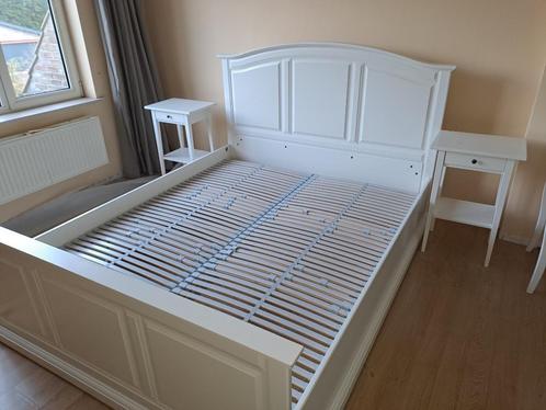 Bed Wit incl Lattenbodems en Nachtkastjes, Huis en Inrichting, Slaapkamer | Complete slaapkamers, Gebruikt, Tweepersoons, Ophalen