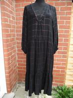 Zara zwarte losse jurk met koperen lurexdraad T 40€ 14,00, Maat 38/40 (M), Ophalen of Verzenden, Gedragen, Onder de knie
