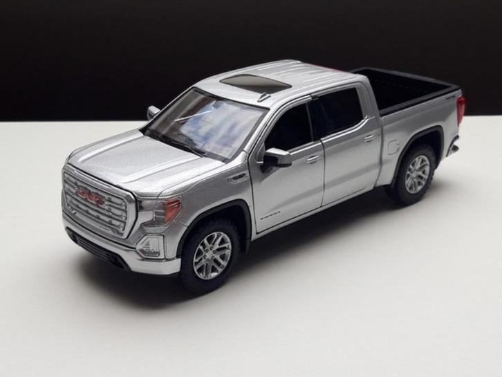GMC Siera 1500 SLT Crew Cab Pickup Motormax modelauto 1:24, Hobby en Vrije tijd, Modelauto's | 1:24, Nieuw, Auto, Motormax, Verzenden
