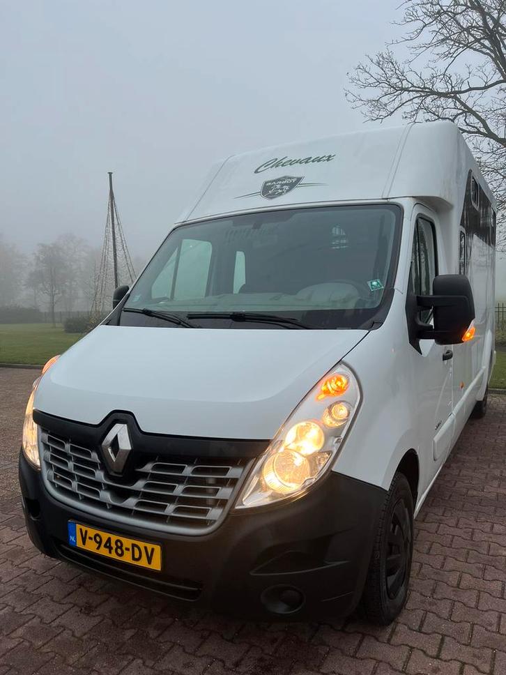 Degelijke Renault Barbot dubbelcabine! 2011 - Automaat!, Auto's, Bestelwagens en Lichte vracht, Bedrijf, LED verlichting, Diesel