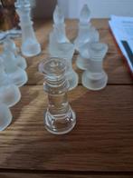 Gezocht glazen schaak stukken, Verzamelen, Ophalen of Verzenden