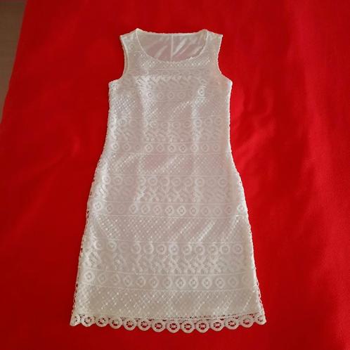 Mooie jurk in kant M36, Kleding | Dames, Gelegenheidskleding, Zo goed als nieuw, Maat 36 (S), Ophalen
