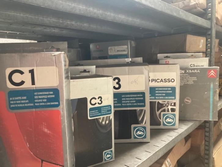 Nieuwe spatlappen diverse Citroen modellen, Auto-onderdelen, Carrosserie, Spatbord, Citroën, Voor, Nieuw, Ophalen of Verzenden