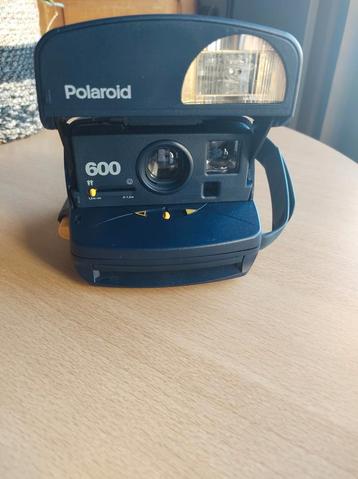 Polaroid 600