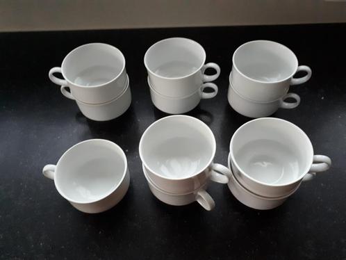 Service à café en porcelaine blanche, Maison & Meubles, Cuisine | Vaisselle, Utilisé, Tasse(s) et/ou soucoupe(s), Uni, Porcelaine