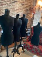 3 bustes + un buste  sans pied, Enlèvement, Utilisé