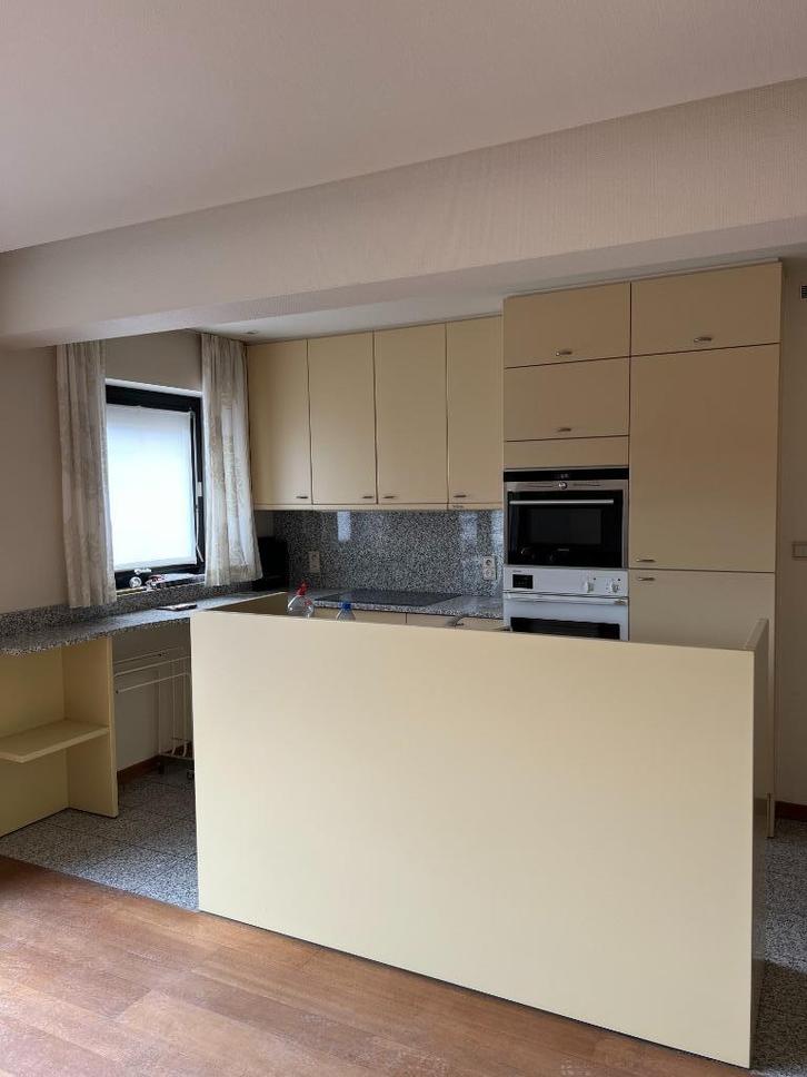 Bulthaup keuken, Huis en Inrichting, Keuken | Complete keukens, Gebruikt, Hoekkeuken, Geel, Graniet of Steen, Met kookeiland, Ophalen